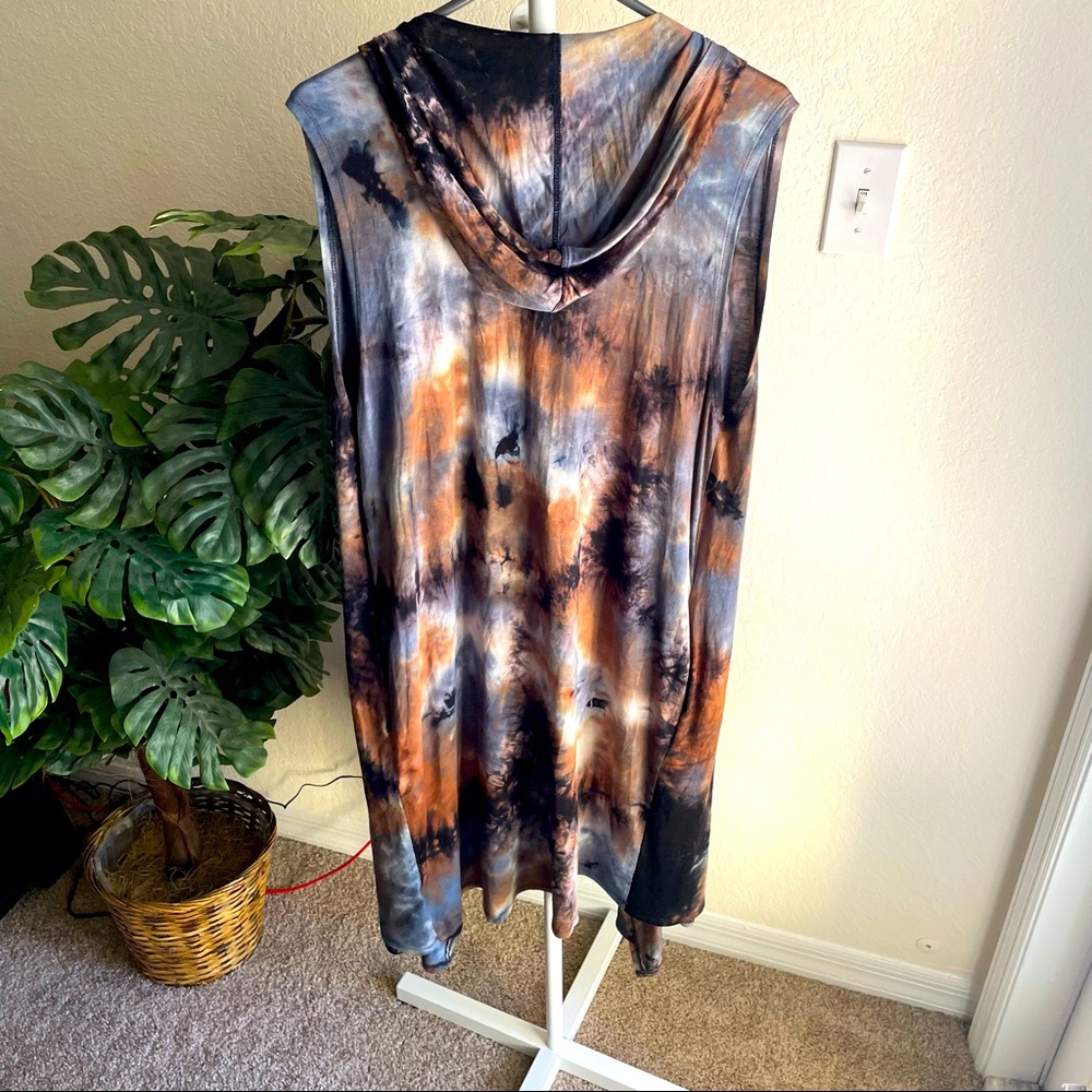 Tie dye Hooded Vest!!! With Secret Pockets !!
